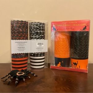 2 New Packages of  Baking Cups - Halloween! 🎃